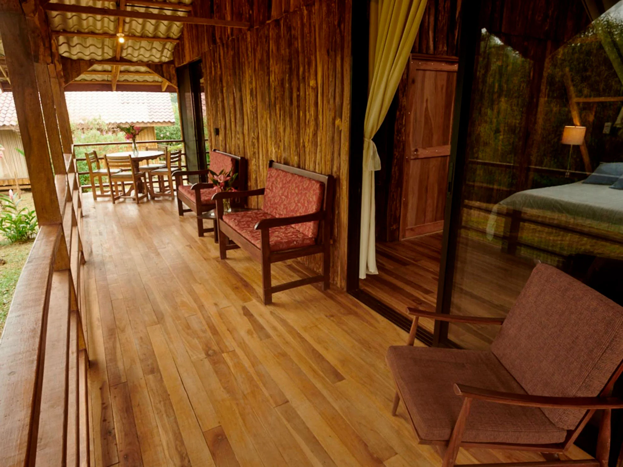 Santa Maria Volcano Lodge — Costa Rican nature views